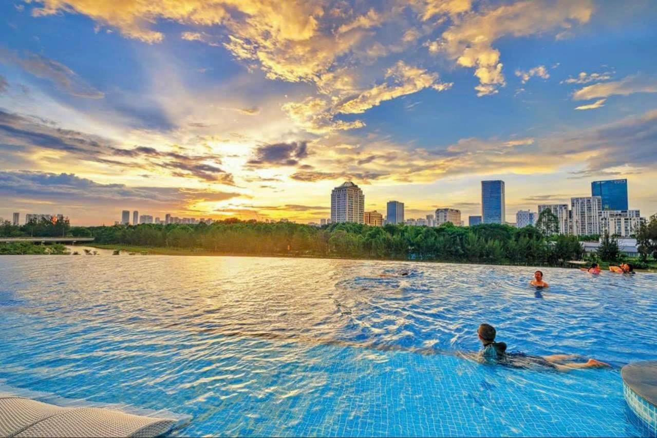 The Peak Midtown Twobedroom With Balcony Ho Chi Minh-staden Exteriör bild