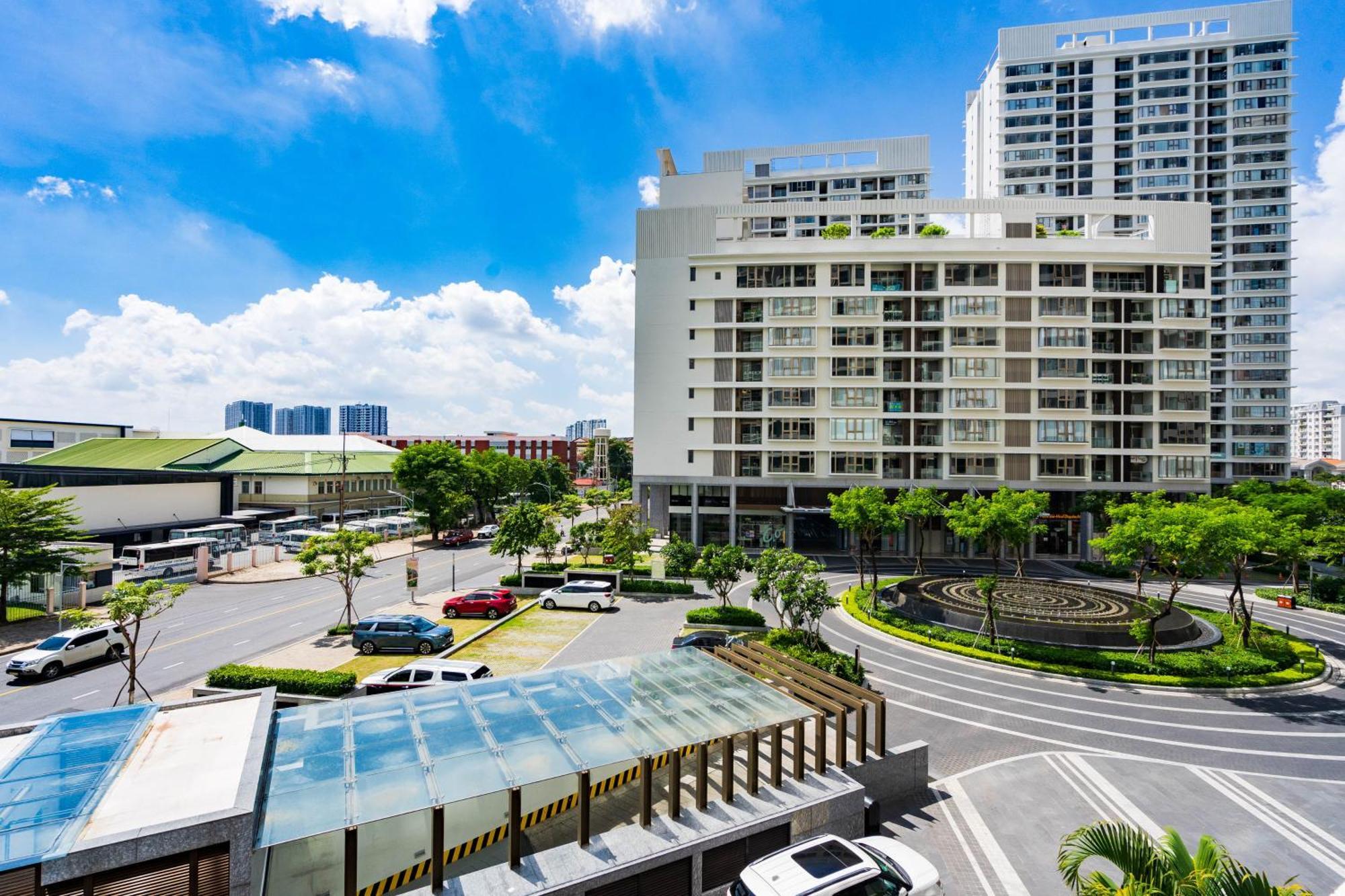 The Peak Midtown Twobedroom With Balcony Ho Chi Minh-staden Exteriör bild